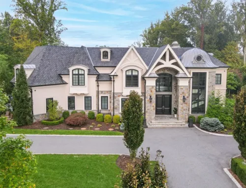 Eagle Rim Luxury Home
